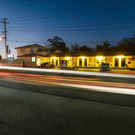Bald Hills Motel Dış mekan fotoğraf